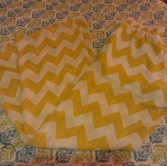 Pants - Picture 2 of 3